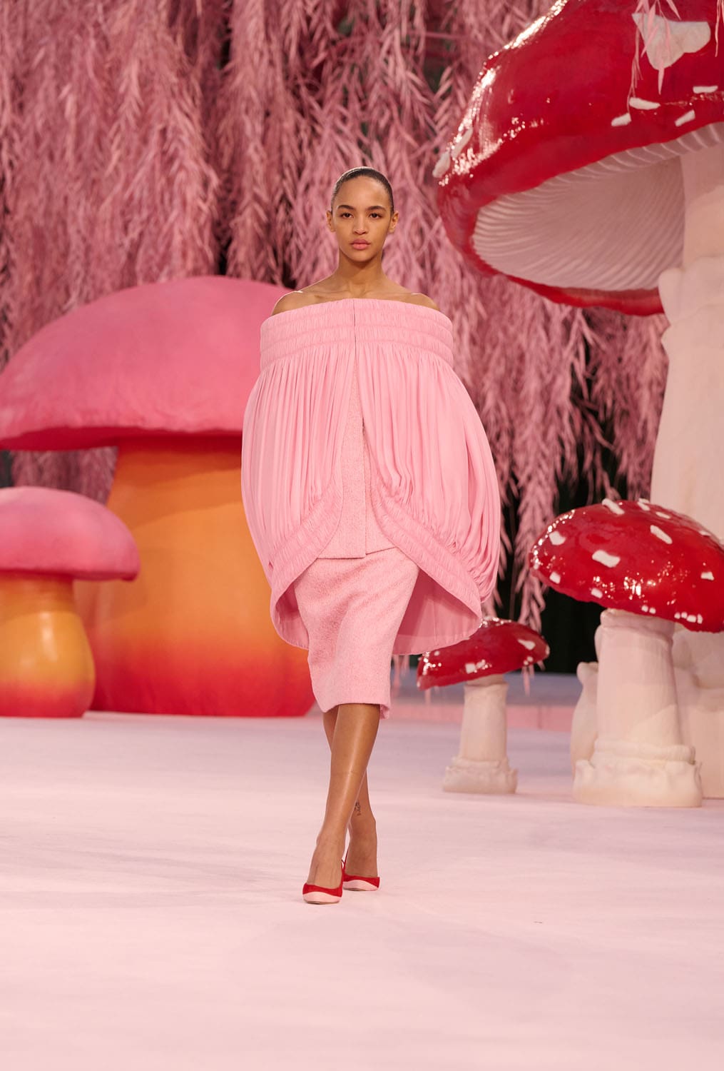 Chanel-Spring-Summer-2026-Haute-Couture-Runway-Magazine-40.jpg