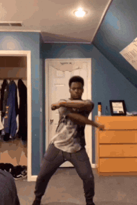 dancing-dancing-meme (1).gif