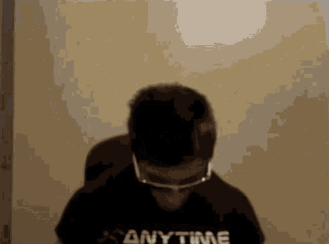 illuzory-irl-zyzz-flex-illuzory.gif